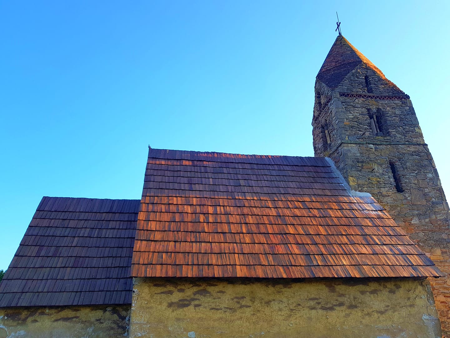 Bochemit Forte used to treat the church roof in the village of Strei 