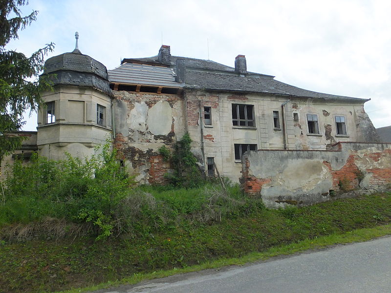 Ošetrenie drevených prvkov zámku Nedražice