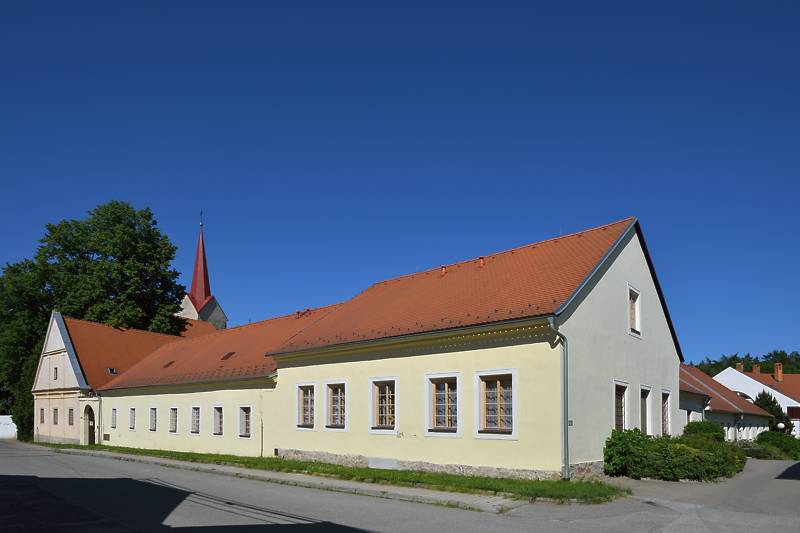 Treatment of the roof of the former hospital in Telč