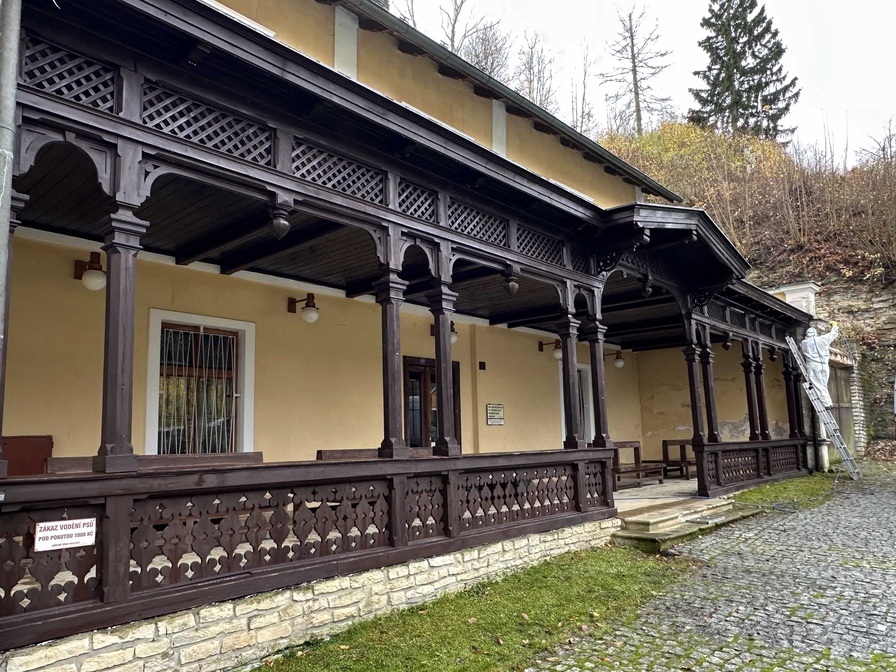 The veranda of a bathhouse in Vraclav